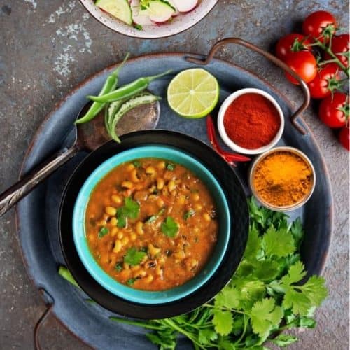 Lobia Masala [Black-eyed peas curry] - Living Smart And Healthy